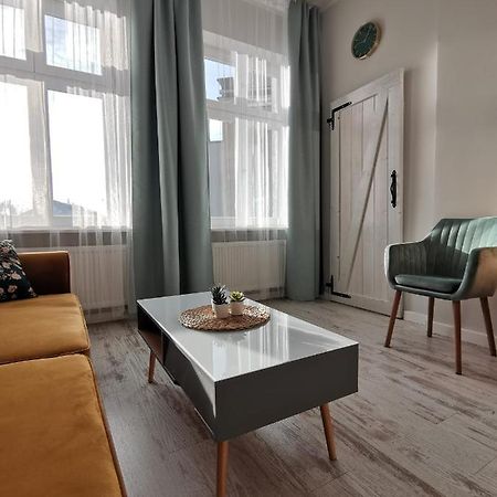 Przytulny Apartament W Centrum Kupiecka-Drzewna Zelená Hora Exteriér fotografie