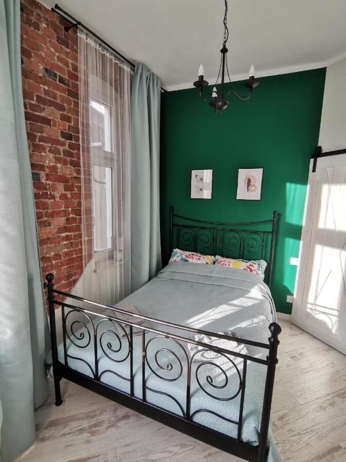 Przytulny Apartament W Centrum Kupiecka-Drzewna Zelená Hora Exteriér fotografie
